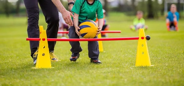 《怪物猎人Now》首次大型更新新增双剑长枪及新怪物